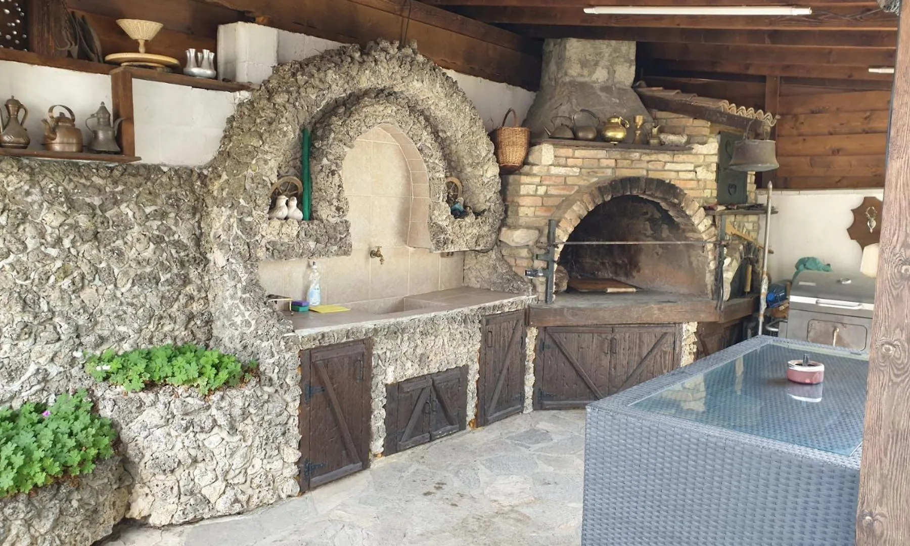 Kъща За Гости Калимански Рай Kalimantsi Bulgaria